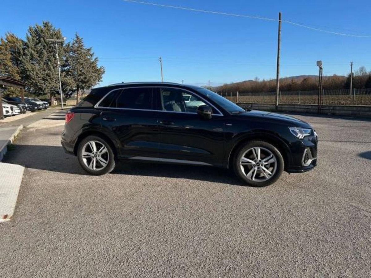 Audi Q3 35 2.0 tdi s-tronic (6)
