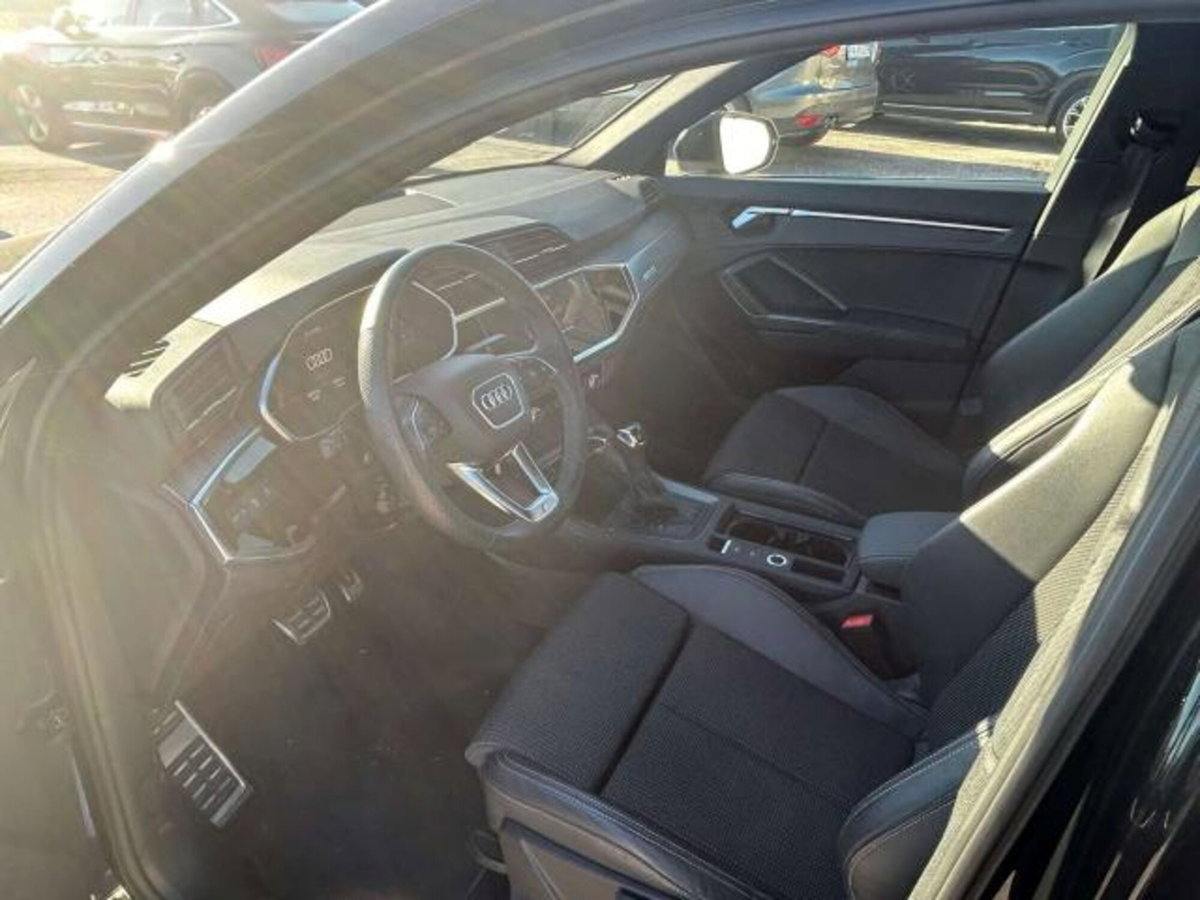 Audi Q3 35 2.0 tdi s-tronic (7)