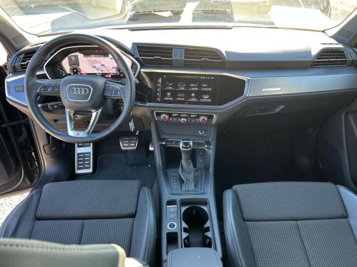 Audi Q3 35 2.0 tdi s-tronic (8)
