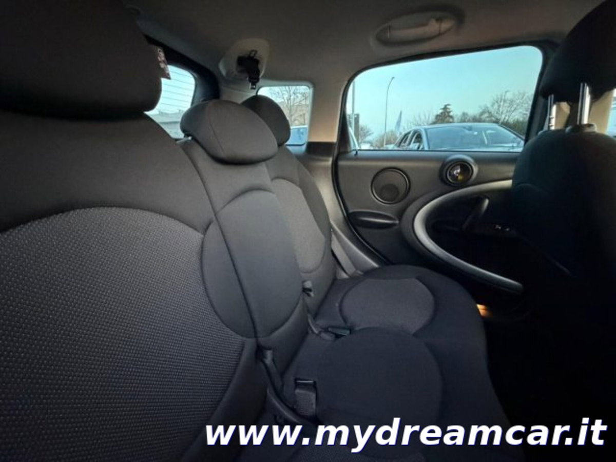 MINI Mini Countryman 1.6 Cooper D Countryman (13)