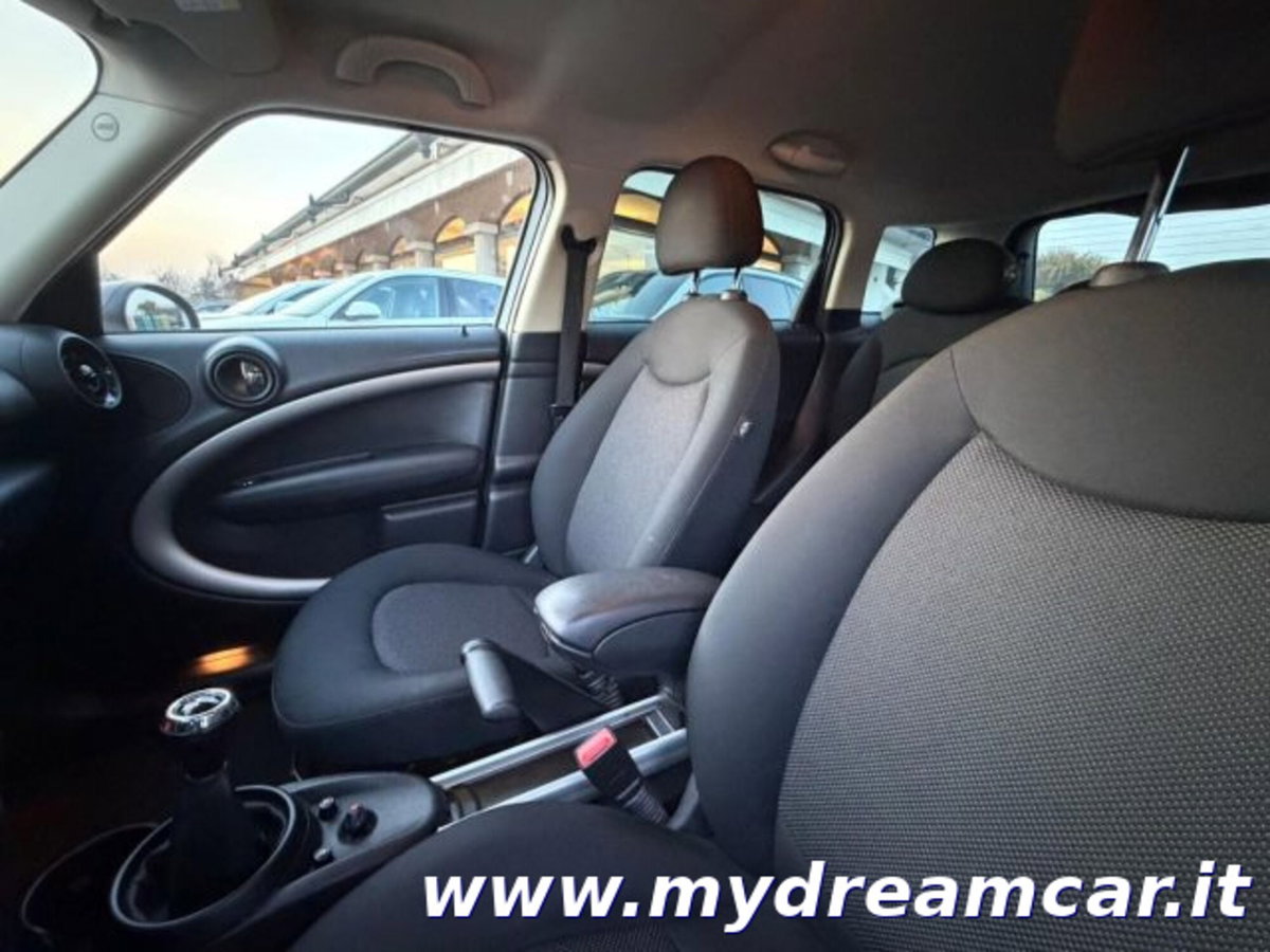 MINI Mini Countryman 1.6 Cooper D Countryman (9)