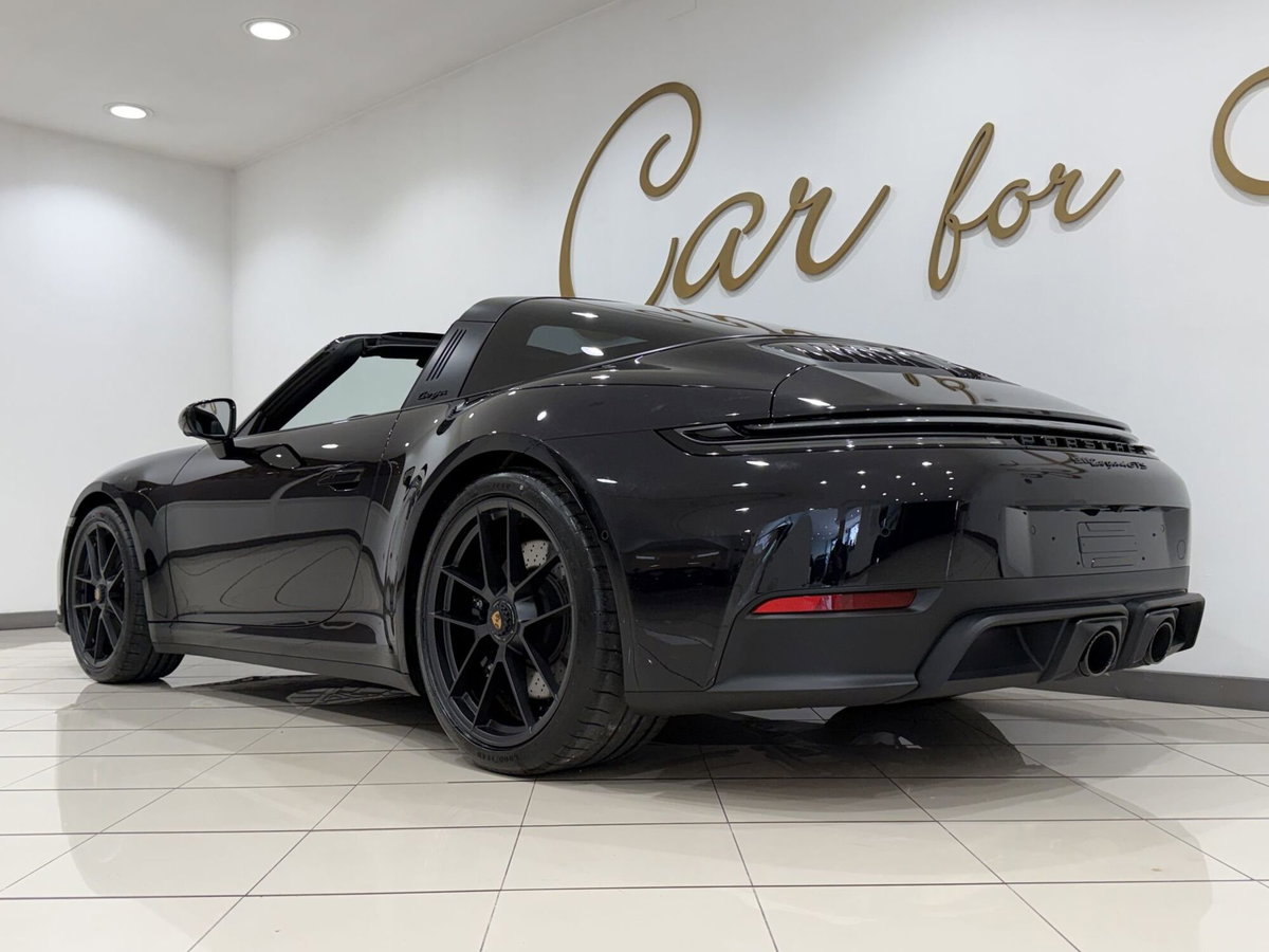 Porsche 911 Cabrio Targa 3.6 4 GTS auto (11)