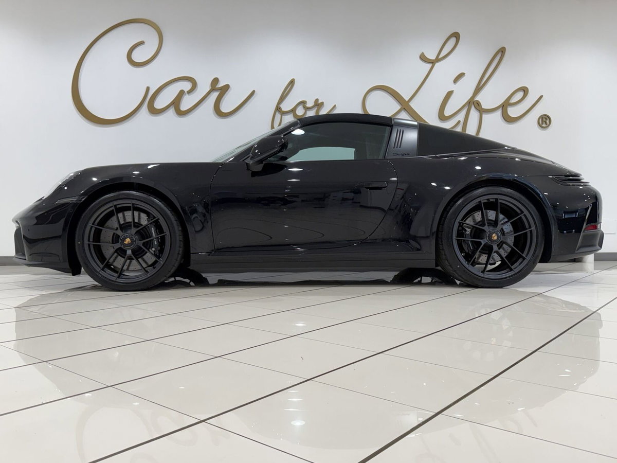 Porsche 911 Cabrio Targa 3.6 4 GTS auto (17)