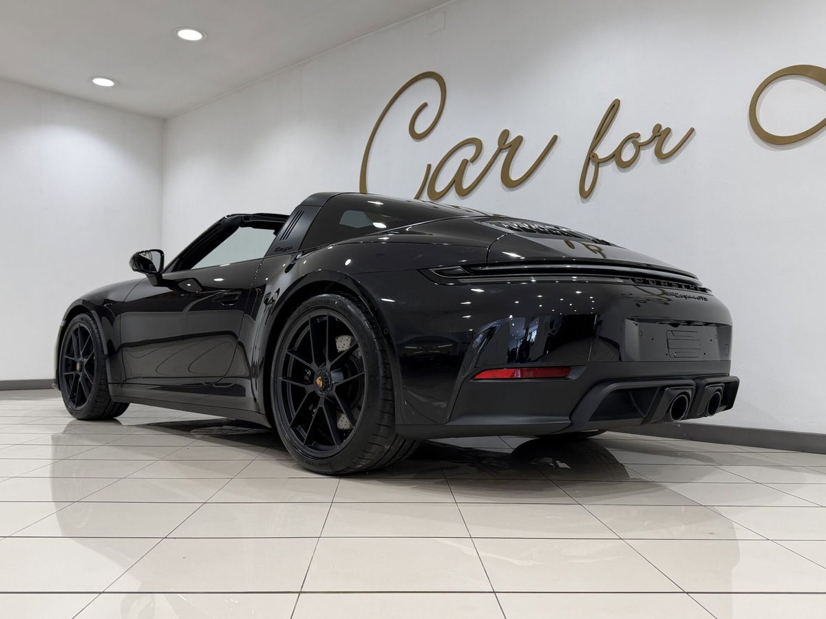 Porsche 911 Cabrio Targa 3.6 4 GTS auto (8)