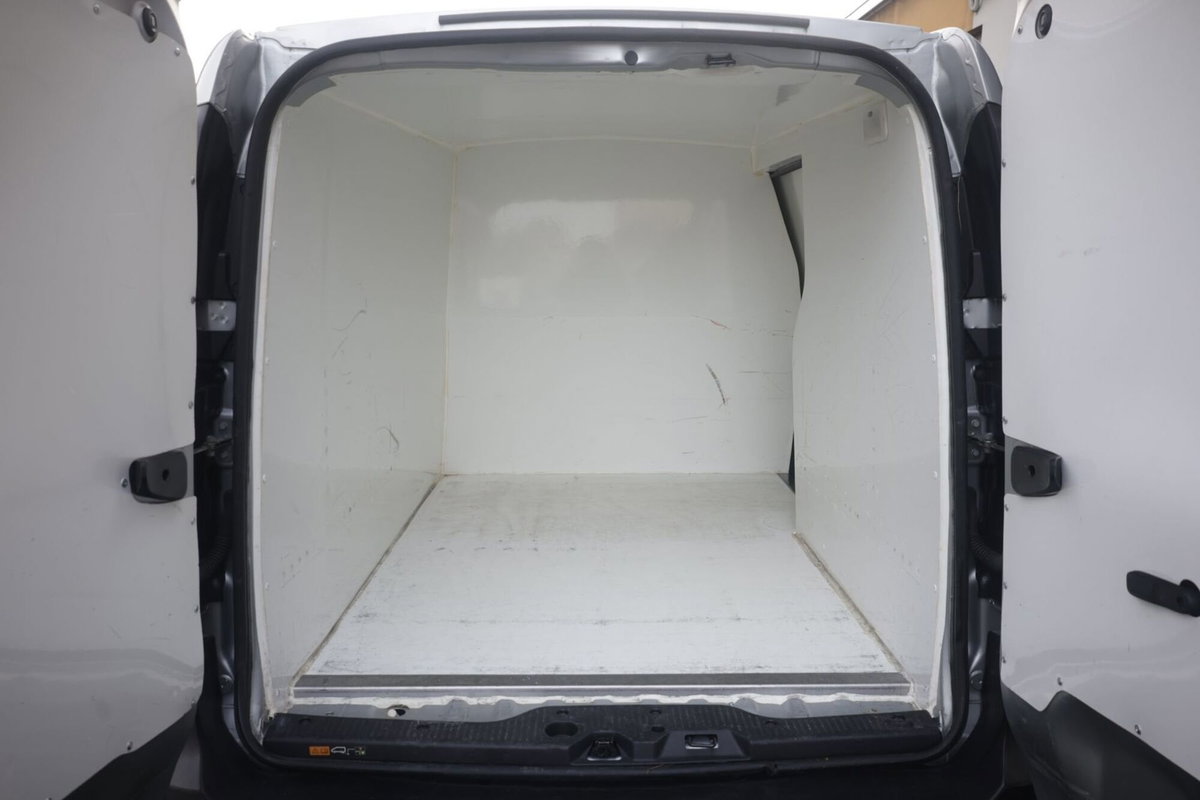 Renault Kangoo 1.5 dCi 95CV Van (16)
