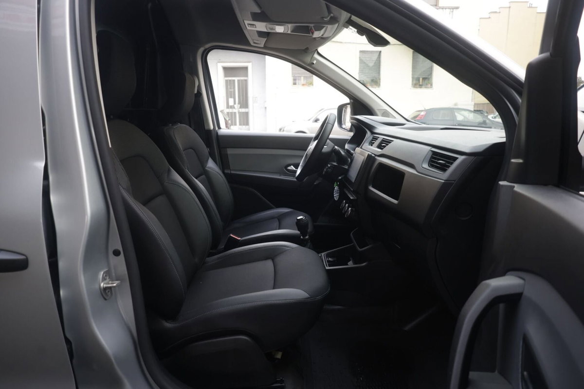 Renault Kangoo 1.5 dCi 95CV Van (6)