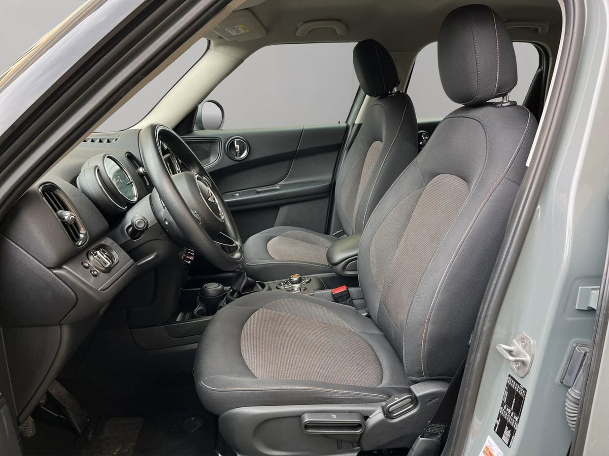 MINI Mini Countryman 2.0 Cooper D Essential Countryman (14)