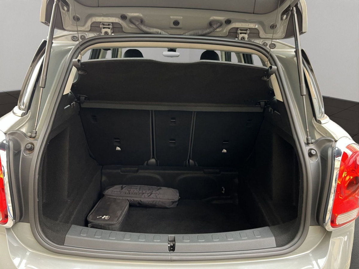 MINI Mini Countryman 2.0 Cooper D Essential Countryman (7)