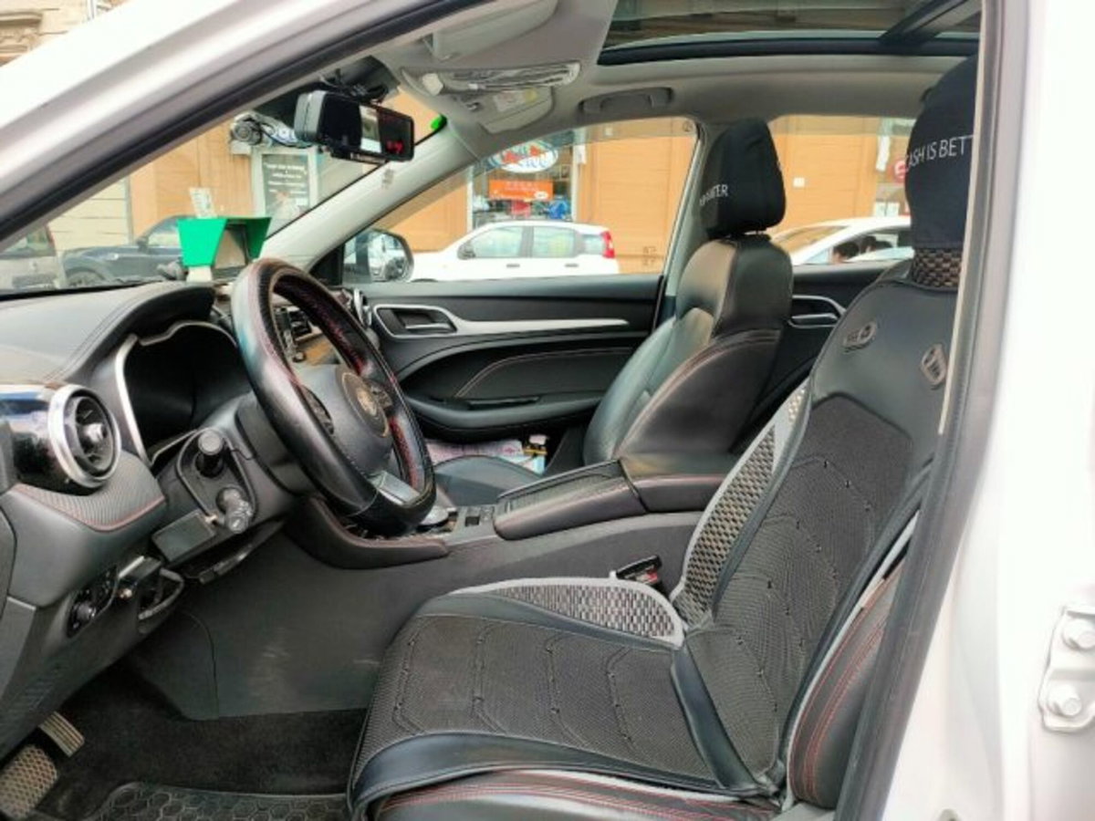 Mg ZS EV Luxury 72 kWh (12)