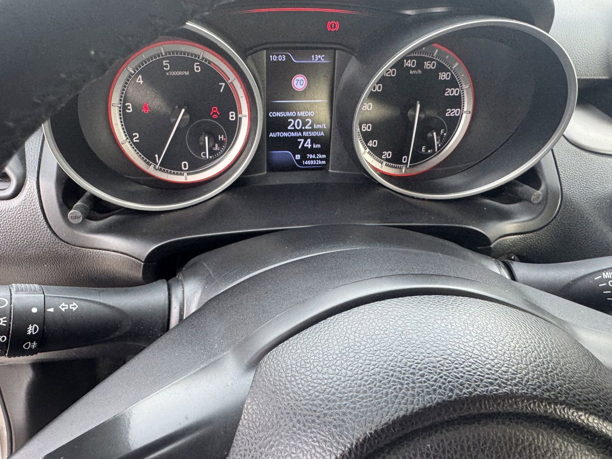 Suzuki Swift 1.2 Hybrid 4WD AllGrip Easy Top (11)