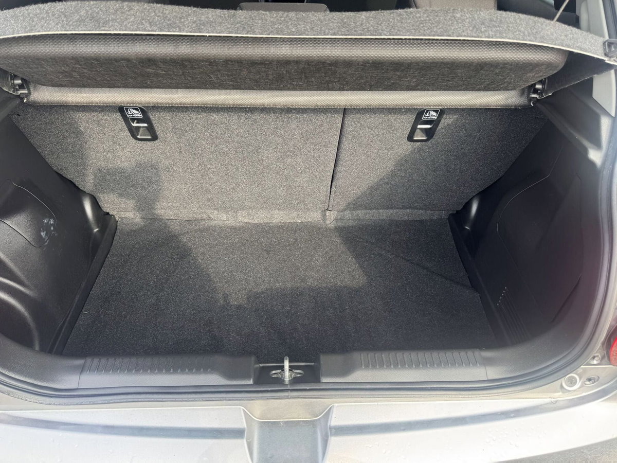 Suzuki Swift 1.2 Hybrid 4WD AllGrip Easy Top (14)