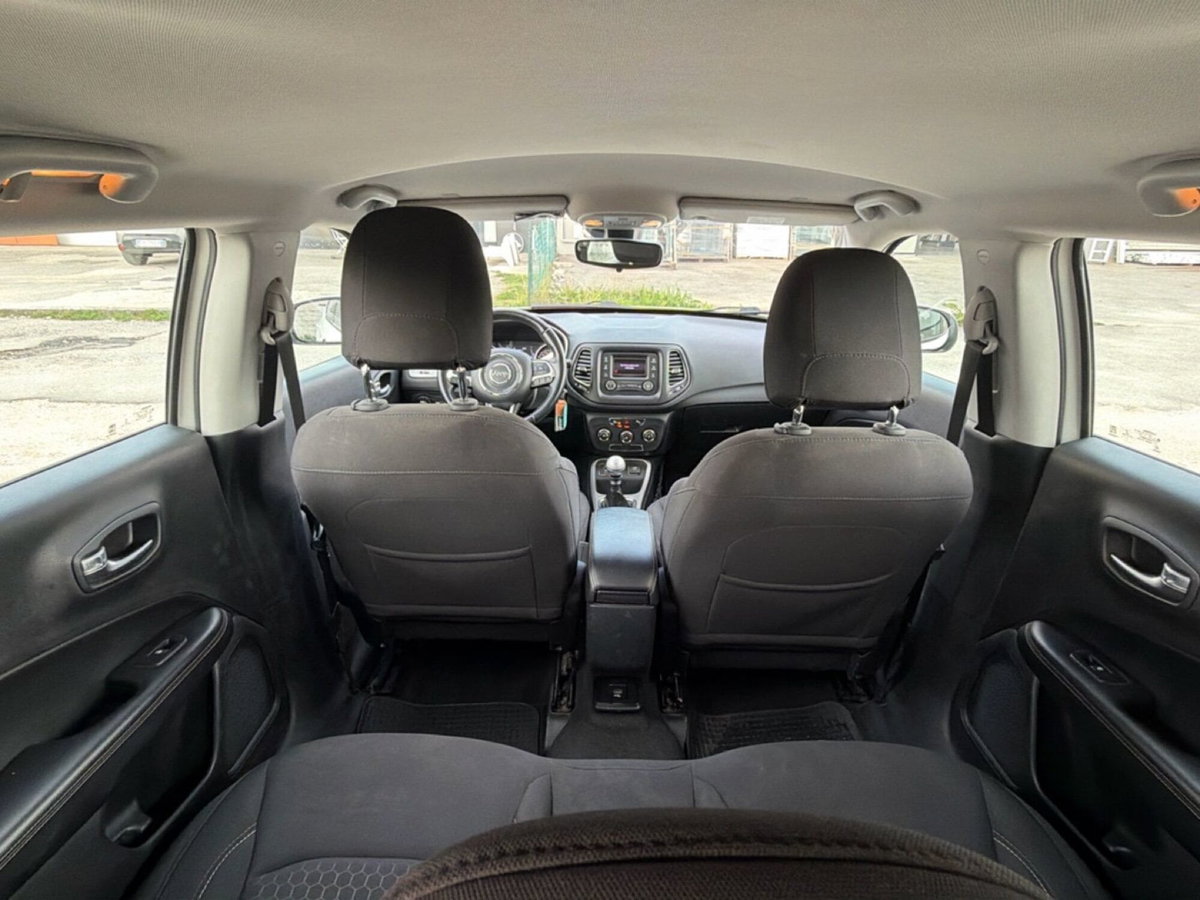Jeep Compass 1.6 Multijet II 2WD Longitude (9)