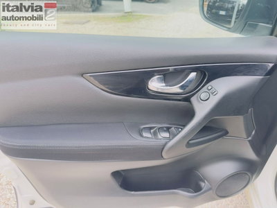 Nissan Qashqai 1.5 dCi Acenta (17)