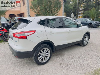 Nissan Qashqai 1.5 dCi Acenta (4)