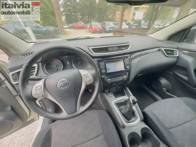 Nissan Qashqai 1.5 dCi Acenta (8)