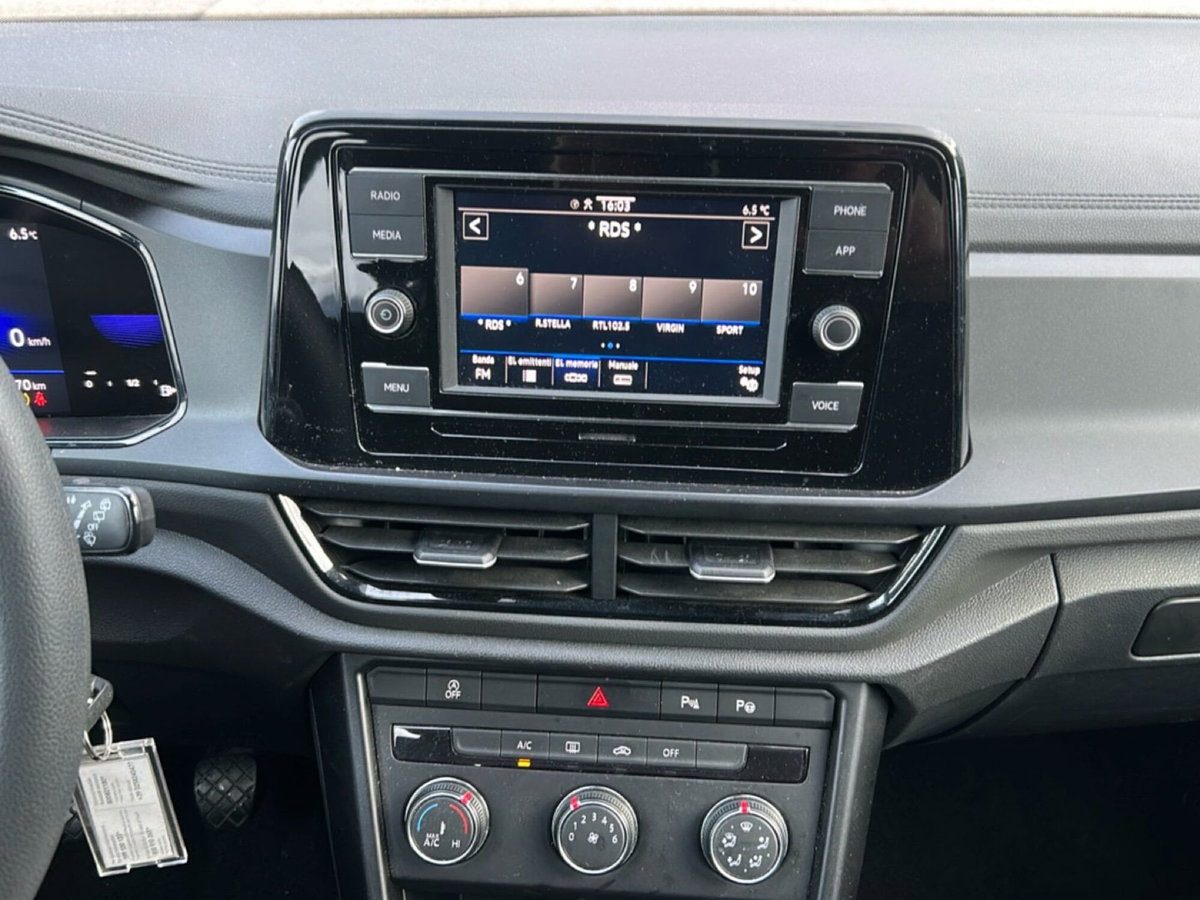 Volkswagen T-Roc 1.0 TSI Life (13)