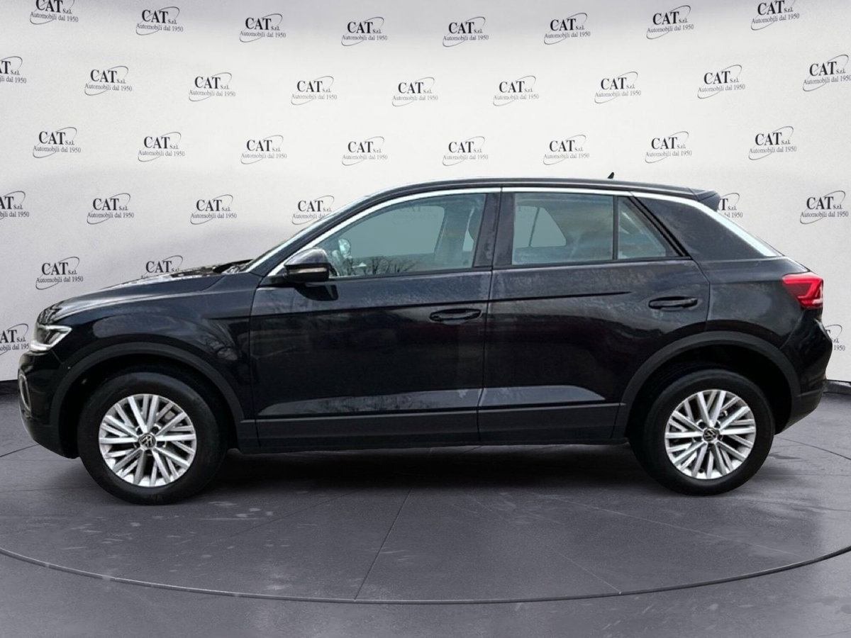 Volkswagen T-Roc 1.0 TSI Life (6)