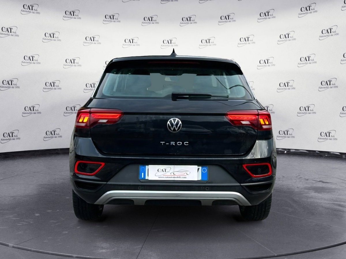Volkswagen T-Roc 1.0 TSI Life (8)