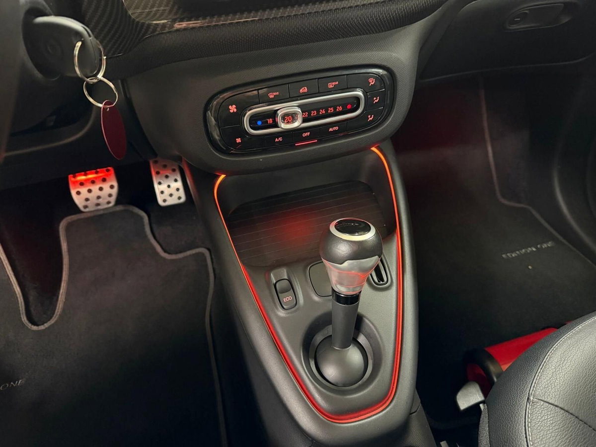 smart forfour forfour EQ Brabus Style (11)