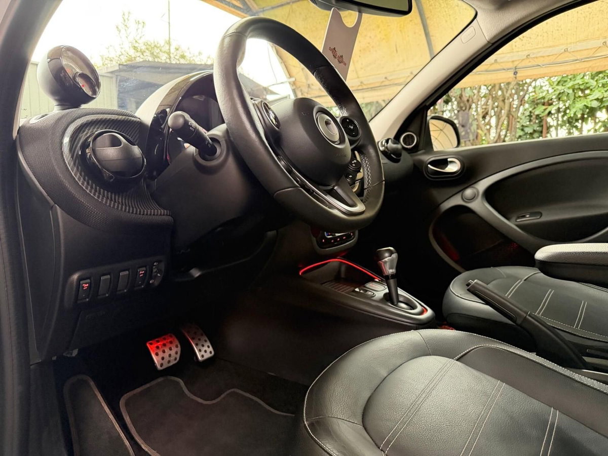 smart forfour forfour EQ Brabus Style (14)