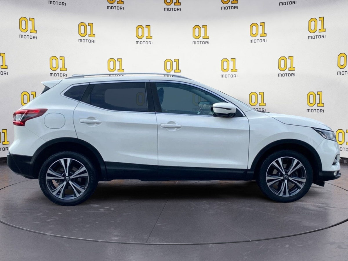 Nissan Qashqai 1.5 dCi 115 CV Tekna (6)