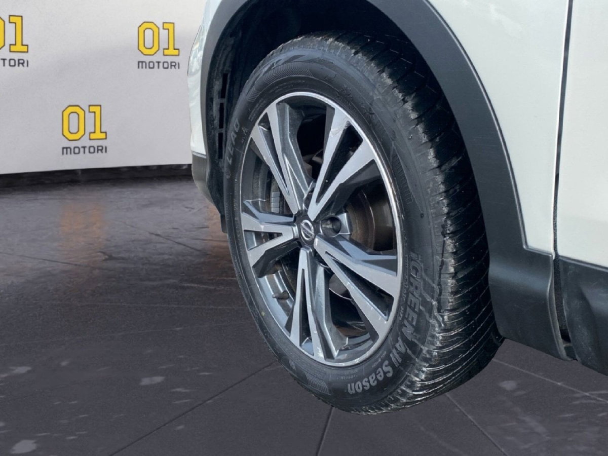 Nissan Qashqai 1.5 dCi 115 CV Tekna (9)