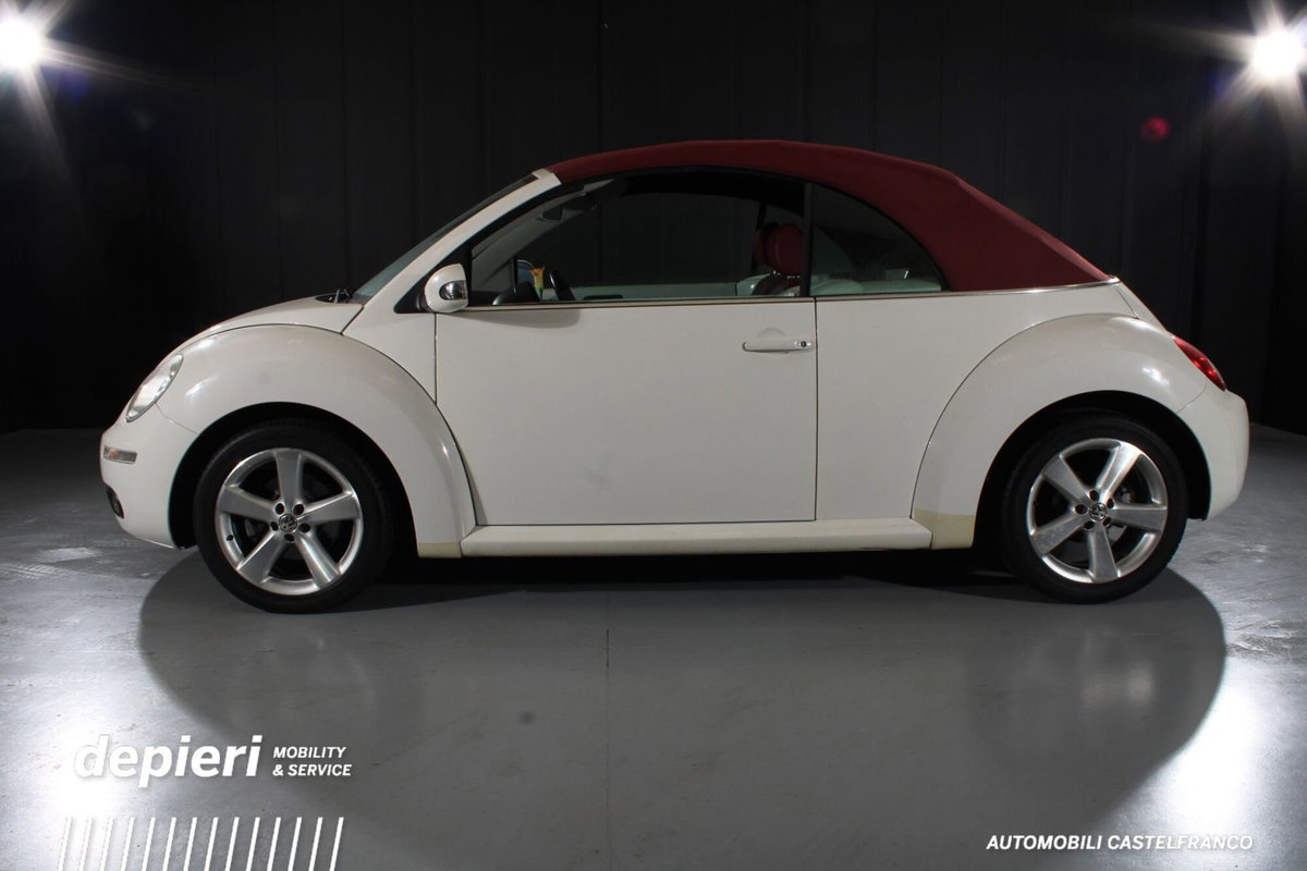 Volkswagen New Beetle Cabrio 1.6 Cabrio (4)