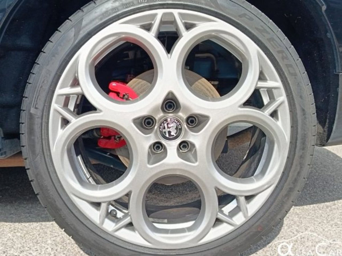 Alfa Romeo Tonale 1.3 phev Intensa Q4 280cv at6 (12)