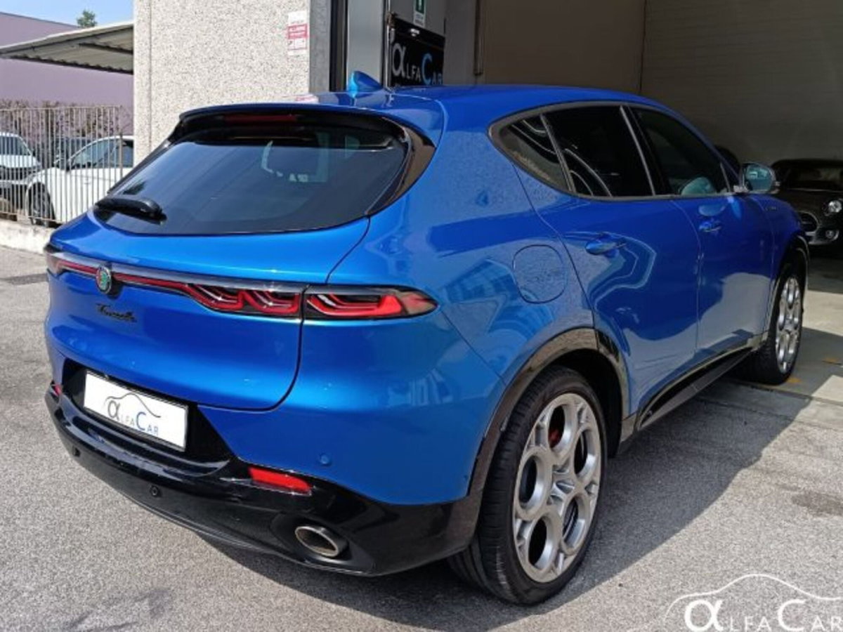 Alfa Romeo Tonale 1.3 phev Intensa Q4 280cv at6 (2)
