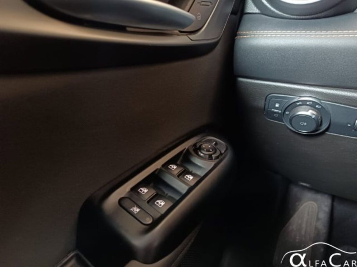 Alfa Romeo Tonale 1.3 phev Intensa Q4 280cv at6 (20)