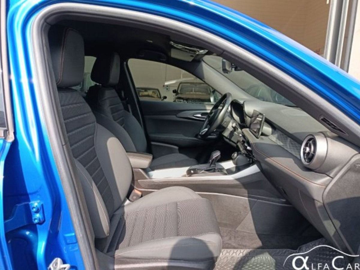 Alfa Romeo Tonale 1.3 phev Intensa Q4 280cv at6 (5)