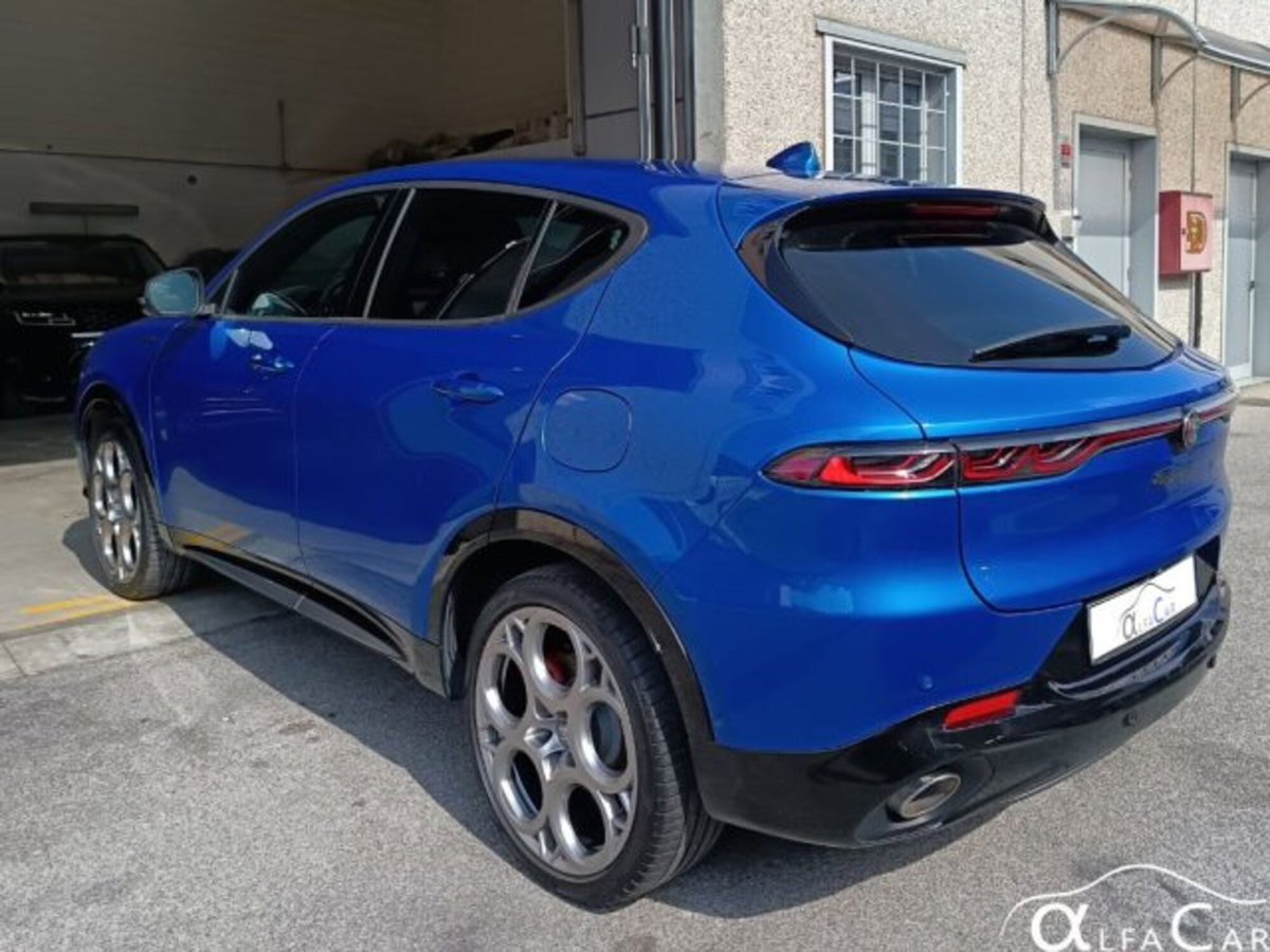 Alfa Romeo Tonale 1.3 phev Intensa Q4 280cv at6 (8)