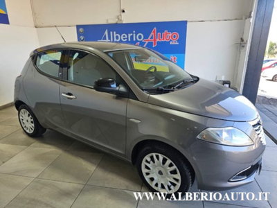 Lancia Ypsilon 1.3 MJT 16V 95 CV 5 porte S&S Silver (3)