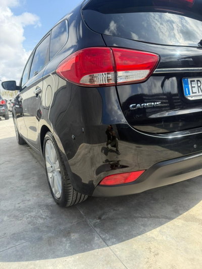 Kia Carens 1.7 CRDi 115 CV Class (8)