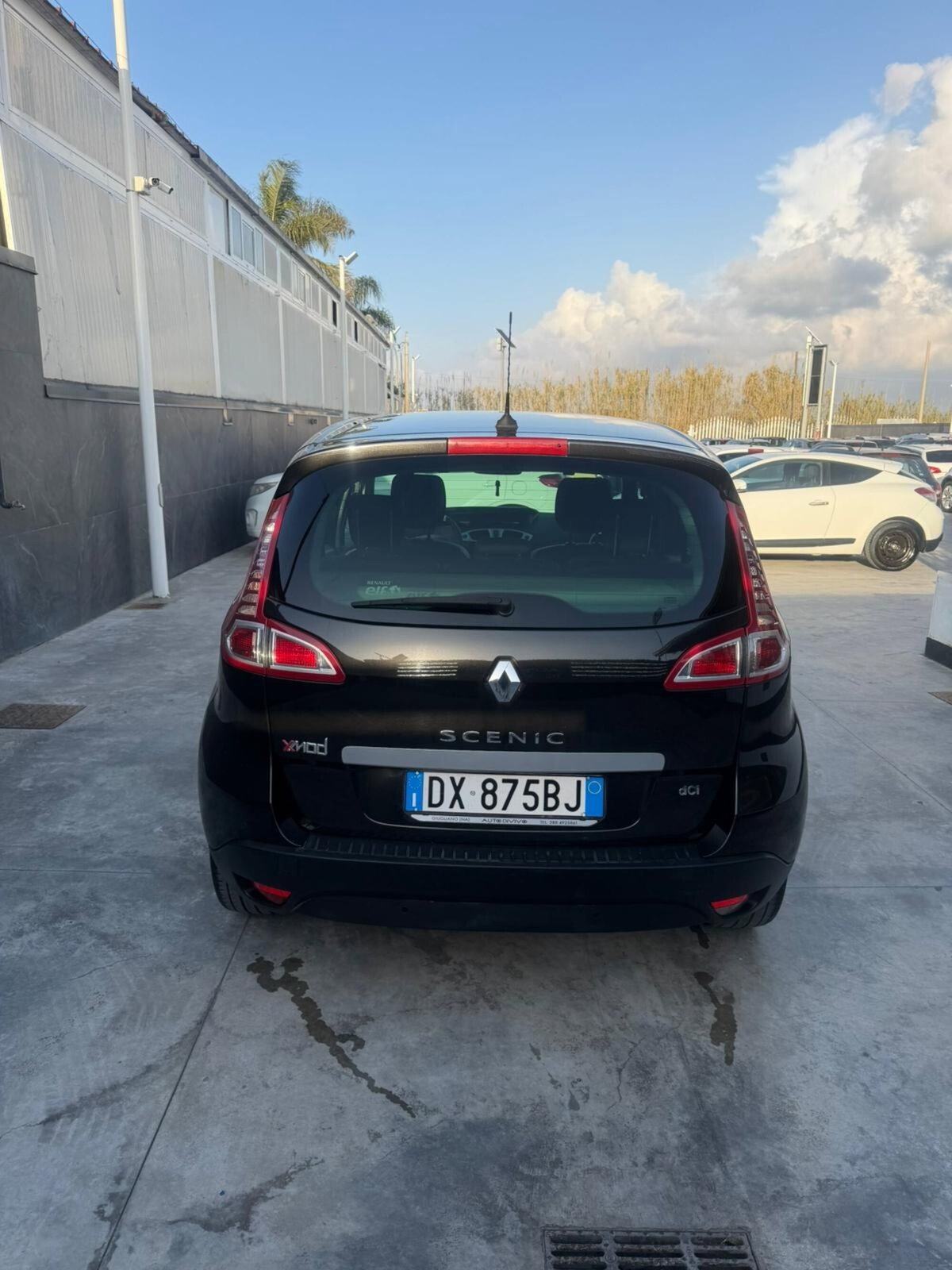 Renault Scenic E-Tech Electric 2.0 dCi 150CV Proactive Luxe (5)