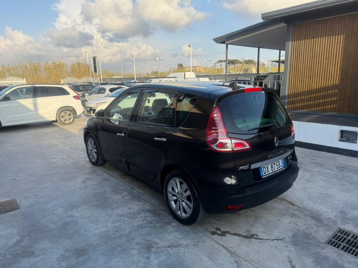 Renault Scenic E-Tech Electric 2.0 dCi 150CV Proactive Luxe (6)