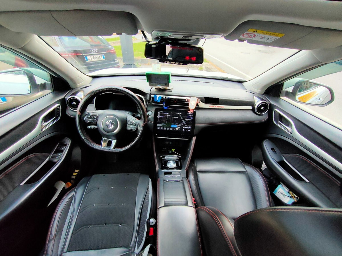 Mg ZS EV Luxury 72 kWh (11)
