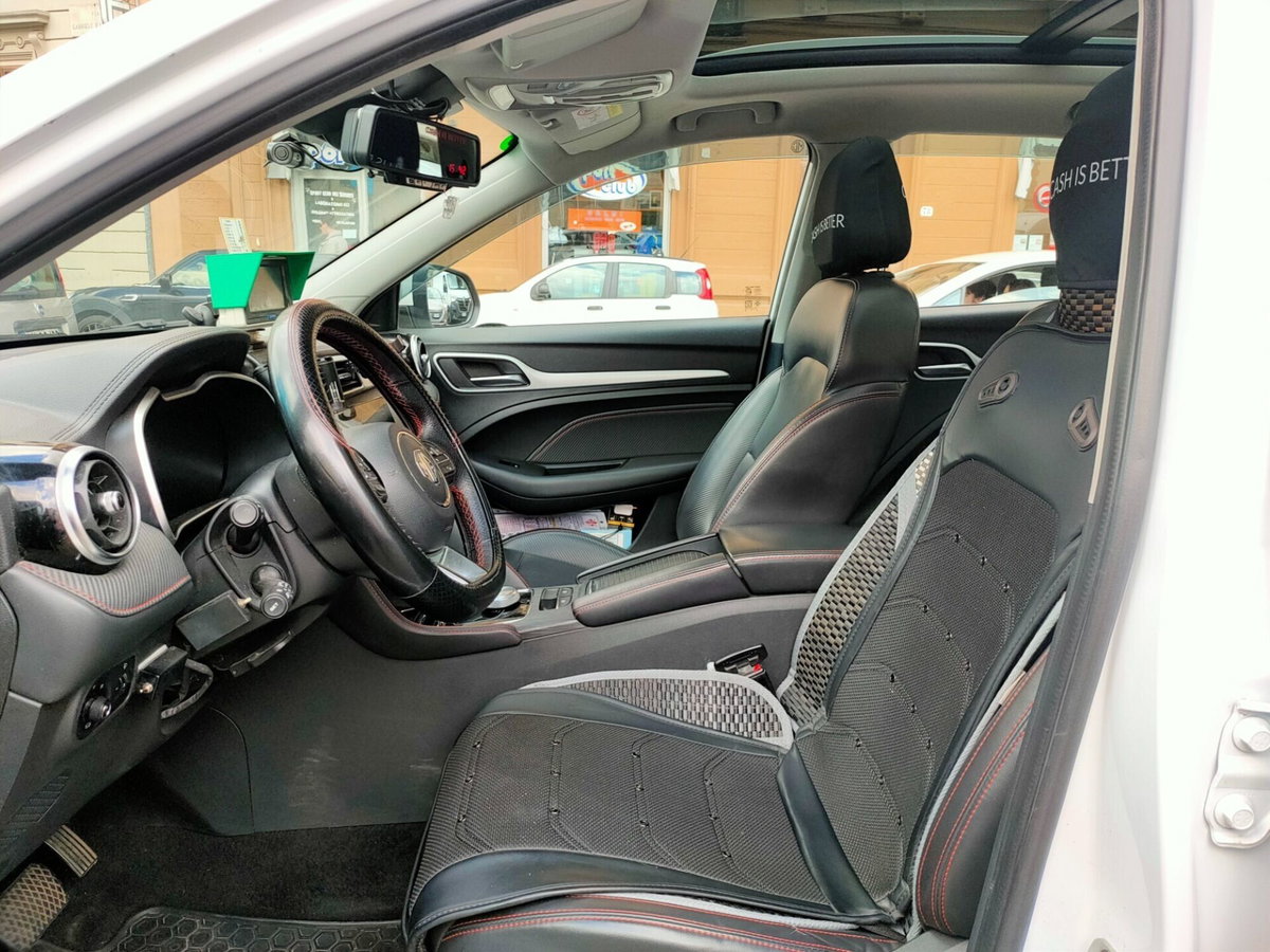 Mg ZS EV Luxury 72 kWh (15)