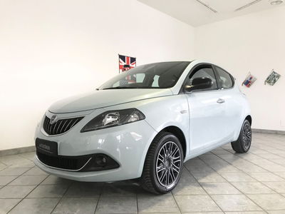 Lancia Ypsilon 1.0 FireFly 5 porte S&S Hybrid Gold Plus usata