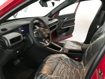 Jeep Avenger 1.2 turbo e-hybrid mhev Upland 4xe 145cv edct6 (12)