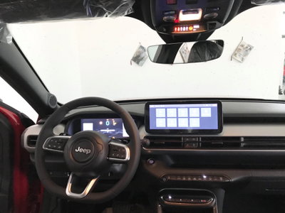 Jeep Avenger 1.2 turbo e-hybrid mhev Upland 4xe 145cv edct6 (9)