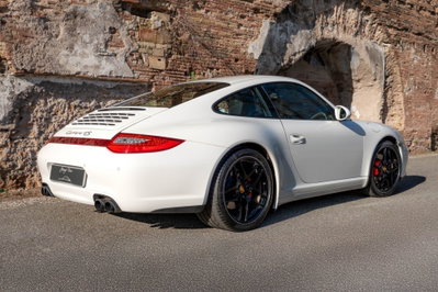 Porsche 911 Coupé Carrera 4S (4)