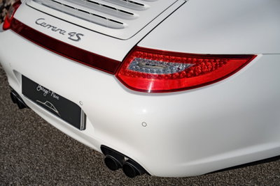 Porsche 911 Coupé Carrera 4S (5)