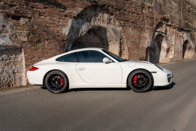 Porsche 911 Coupé Carrera 4S (6)