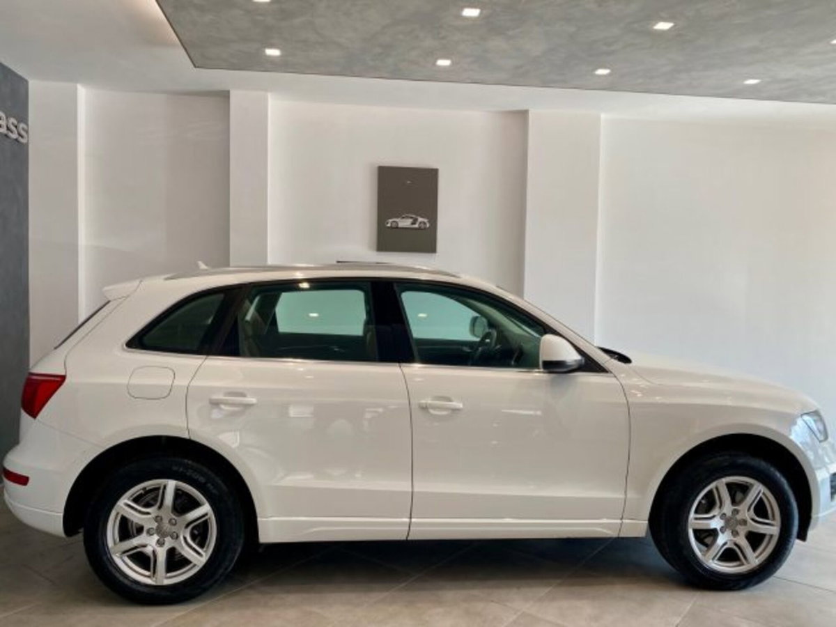 Audi Q5 2.0 TDI 170 CV quattro (3)