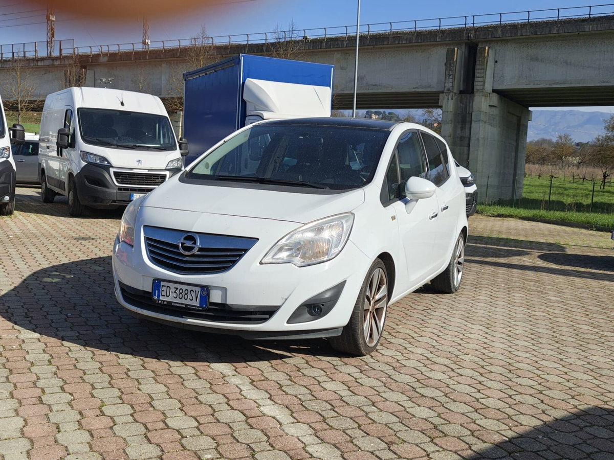Opel Meriva 1.7 CDTI 110CV Cosmo (2)