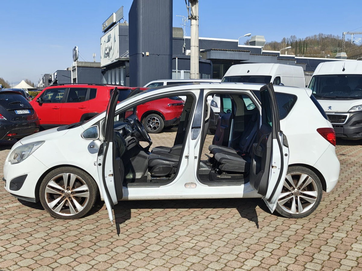 Opel Meriva 1.7 CDTI 110CV Cosmo (4)