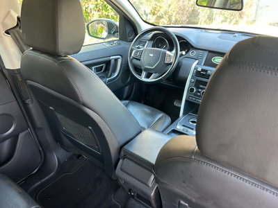 Land Rover Discovery Sport 2.0 TD4 150 CV Dark Edition (8)