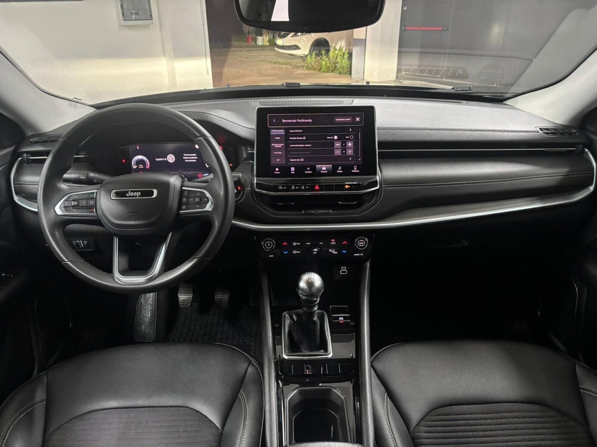 Jeep Compass 1.6 Multijet II 2WD Limited (17)