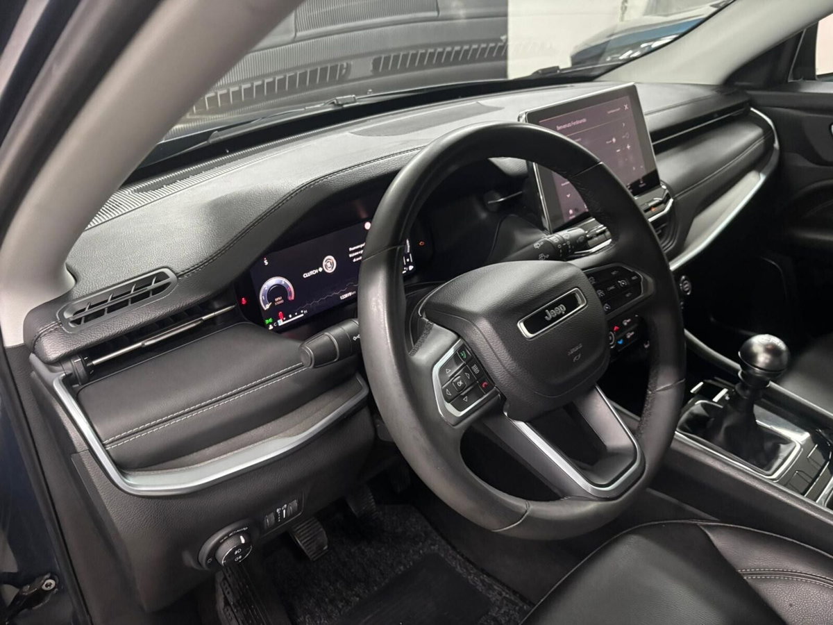 Jeep Compass 1.6 Multijet II 2WD Limited (19)